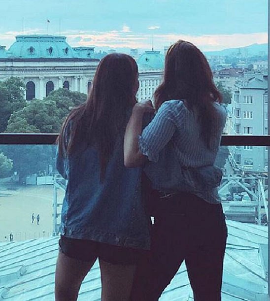 আকাঙ্ক্ষা রঞ্জন কাপুরের সঙ্গে আলিয়া। ছবিটি তুলেছেন রণবীর।