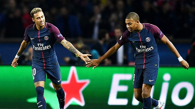 নেইমারকে ছাড়িয়ে যাচ্ছেন এমবাপ্পে? ফাইল ছবি