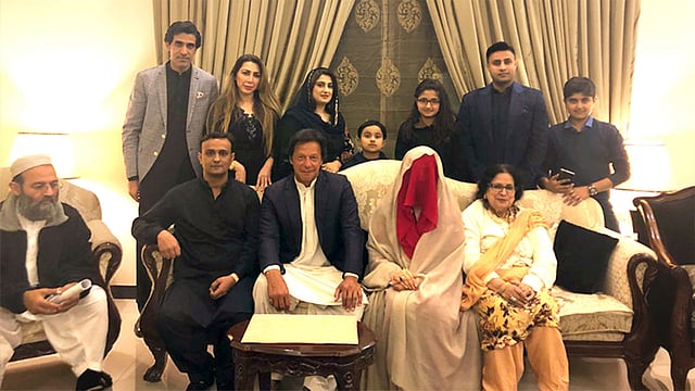 বিয়ের অনুষ্ঠানে ইমরান ও বুশরা