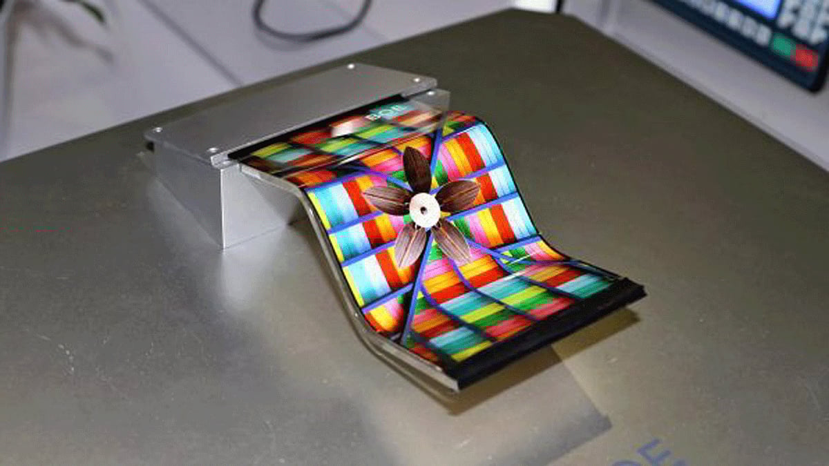 হুয়াওয়ের ভাঁজ করা ফোনের ধারণা। ছবি: সংগৃহীত