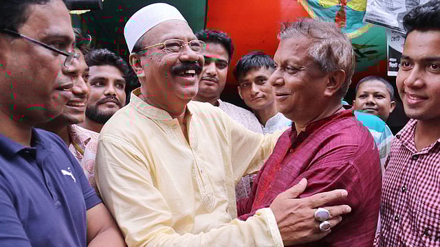 আরিফুল হক চৌধুরী ও বদরউদ্দিন আহমদ কামরান। ফাইল ছবি