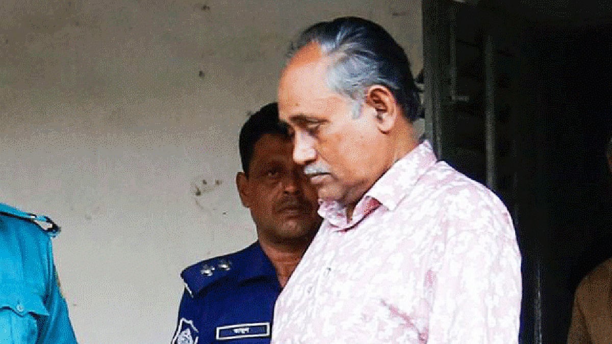 আদালতে সাবেক উপমন্ত্রী আবদুস সালাম পিন্টু। ফাইল ছবি