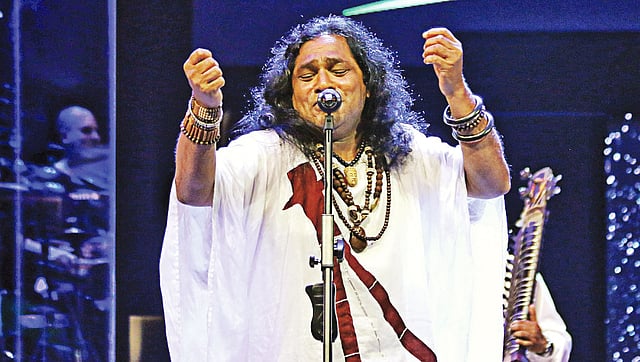 শফি মণ্ডল গাইবেন ‘চাঁদের গায়ে চাঁদ’