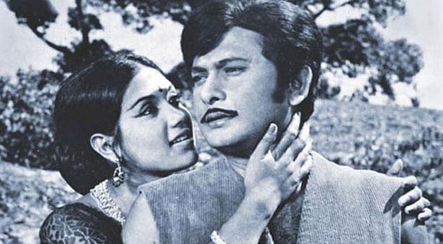 একটি ছবির দৃশ্যে কবরী ও রাজ্জাক