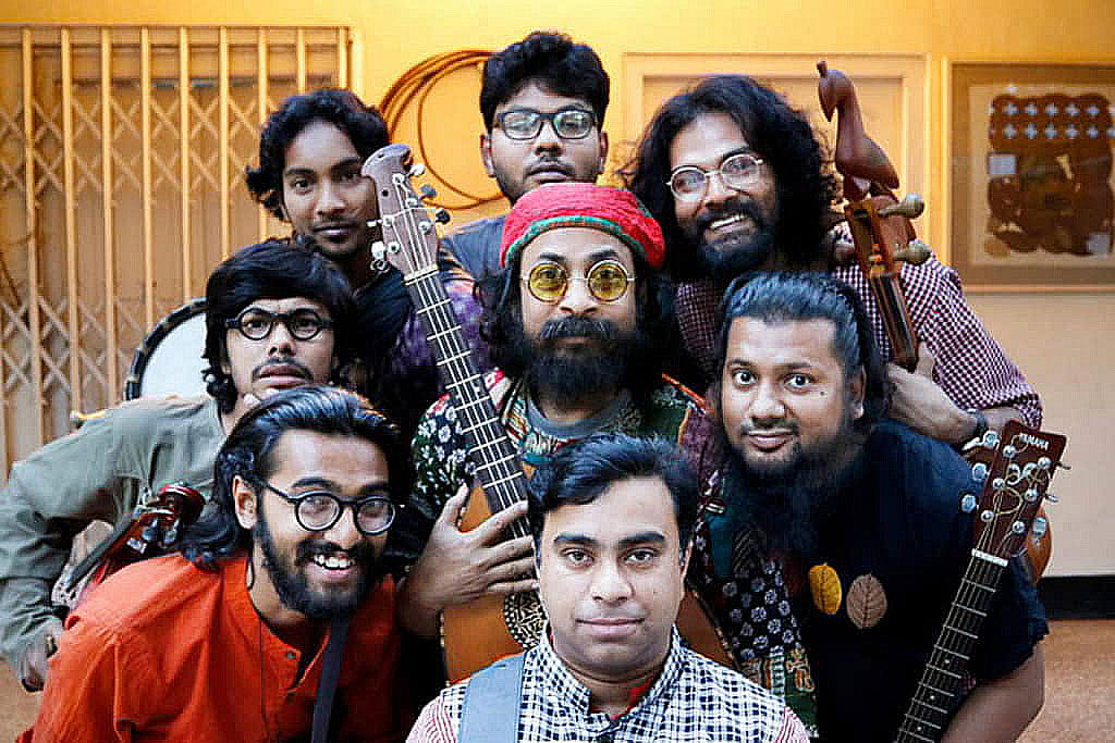 গানের দল জলের গানের সদস্যরা