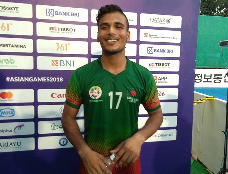 দলকে চিন্তামুক্ত করেছেন আশরাফুল। ছবি: প্রথম আলো