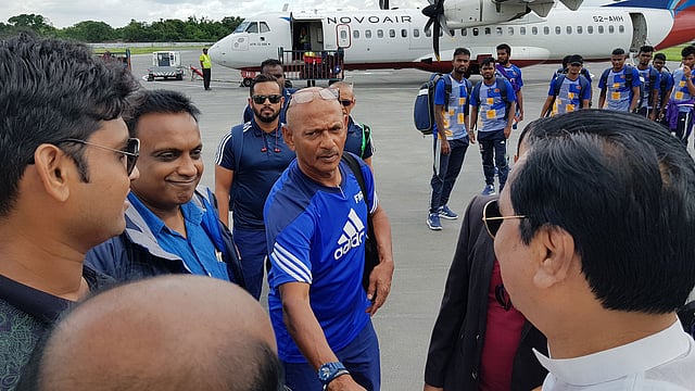 পাকির আলী, বাংলাদেশের ফুটবলের স্মৃতিজাগানিয়া নাম। এসেছে শ্রীলঙ্কা ফুটবলের দলের কোচ হয়ে। ছবি: প্রথম আলো