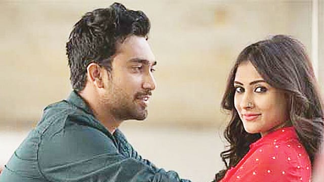 লাভ ভার্সেস ক্রাশ