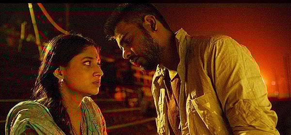 ‘দহন’ ছবিতে সিয়াম ও পূজা চেরি