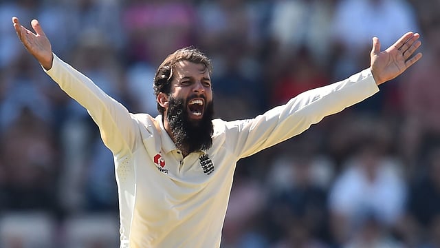 দলে ফিরেই ম্যাচ সেরা মঈন আলী। ছবি: এএফপি