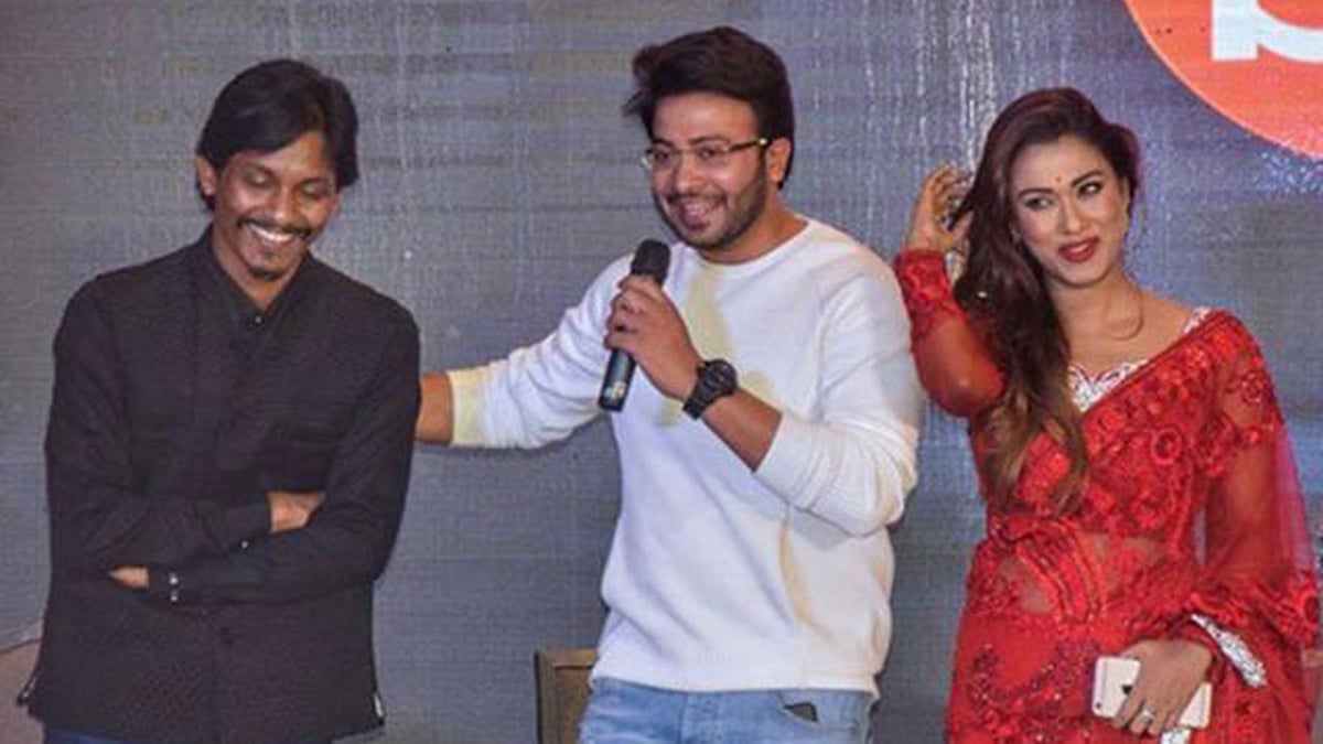 ‘নোলক’ ছবির মহরত অনুষ্ঠানে রাশেদ রাহা, শাকিব খান ও ববি