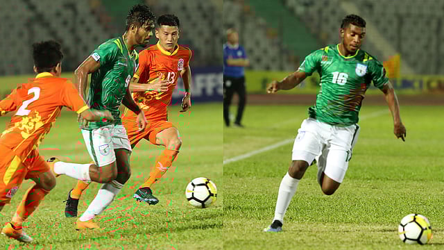 বাংলাদেশ জাতীয় দলের দুই ফুটবলার সাদ ও মাহবুবুর রহমান সুফিল। ছবি: প্রথম আলো