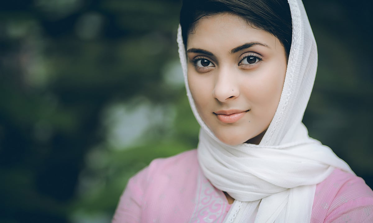 সোনালি ডানার চিল নাটকে মেহ্জাবীন