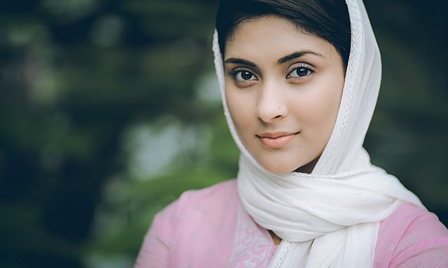সোনালি ডানার চিল নাটকে মেহ্জাবীন