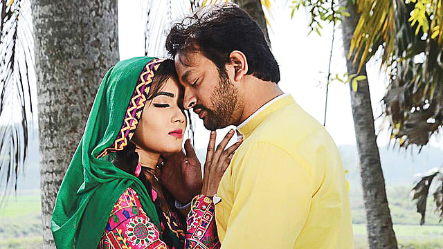 জান্নাত ছবিতে অভিনয় করেছেন মাহিয়া মাহি ও সাইমন