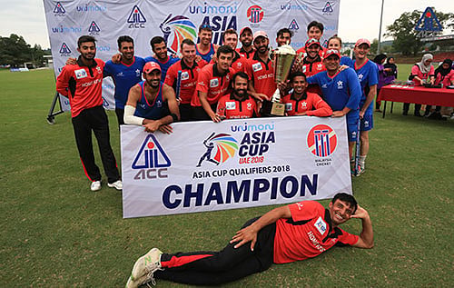 এশিয়া কাপ বাছাইয়ে চ্যাম্পিয়ন হওয়ার পর হংকং। ছবি: এসিসি