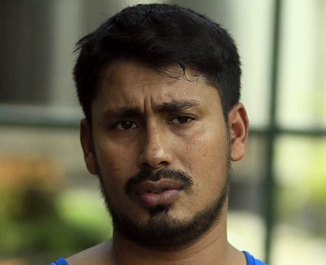 প্রতিযোগিতামূলক ক্রিকেট থেকে দূরে থেকেও ফিটনেস ভীষণ উন্নতি করেছেন আশরাফুল। প্রথম আলো ফাইল ছবি