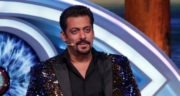‘বিগ বস’ অনুষ্ঠানের প্রথম পর্বে সালমান খানের জ্যাকেটটি নিয়ে আলোচনা তুঙ্গে