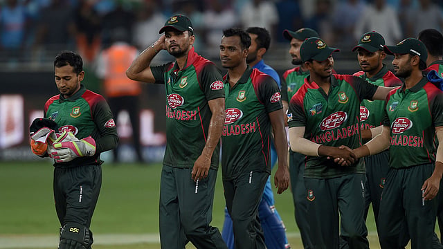 মাঠের বাইরের নানা বিতর্কিত ঘটনায় এলোমেলো বাংলাদেশ। ফাইল ছবি