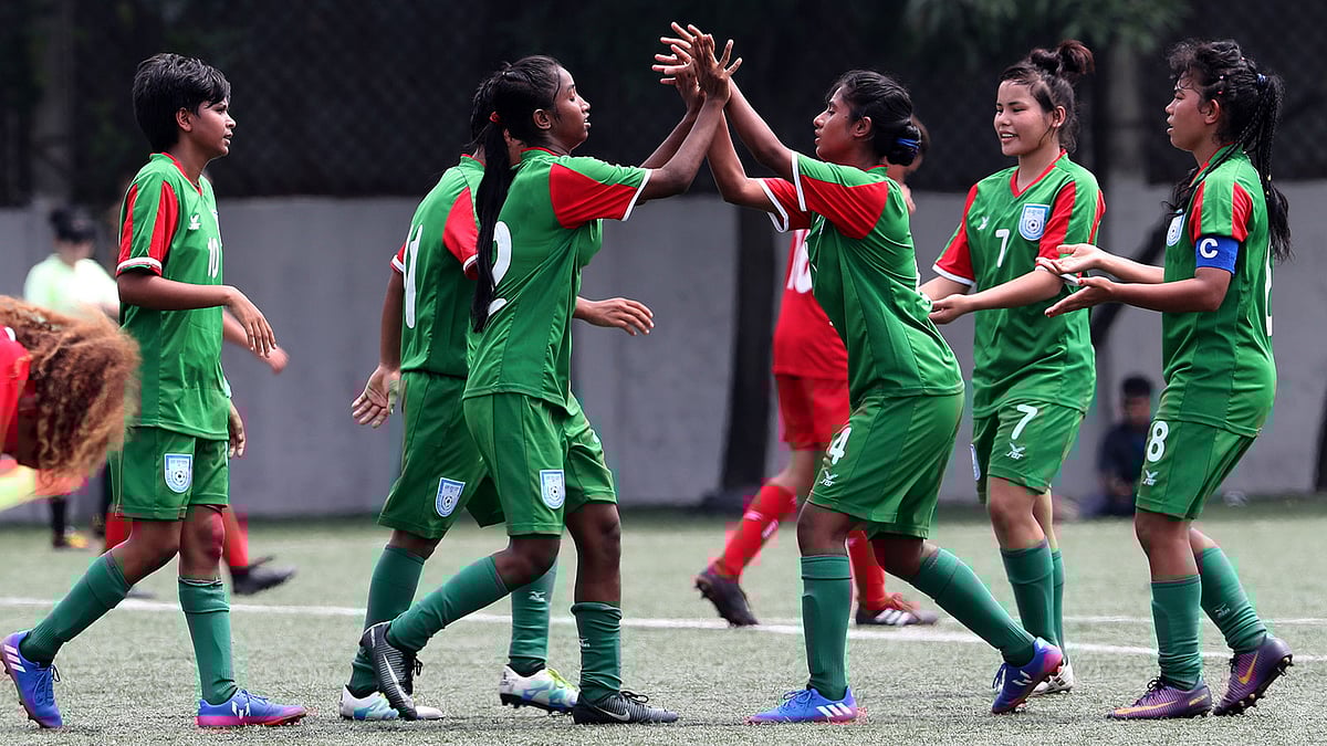 আজ ভিয়েতনাম-বাধা পার হতে পারবে বাংলাদেশের মেয়েরা? ফাইল ছবি