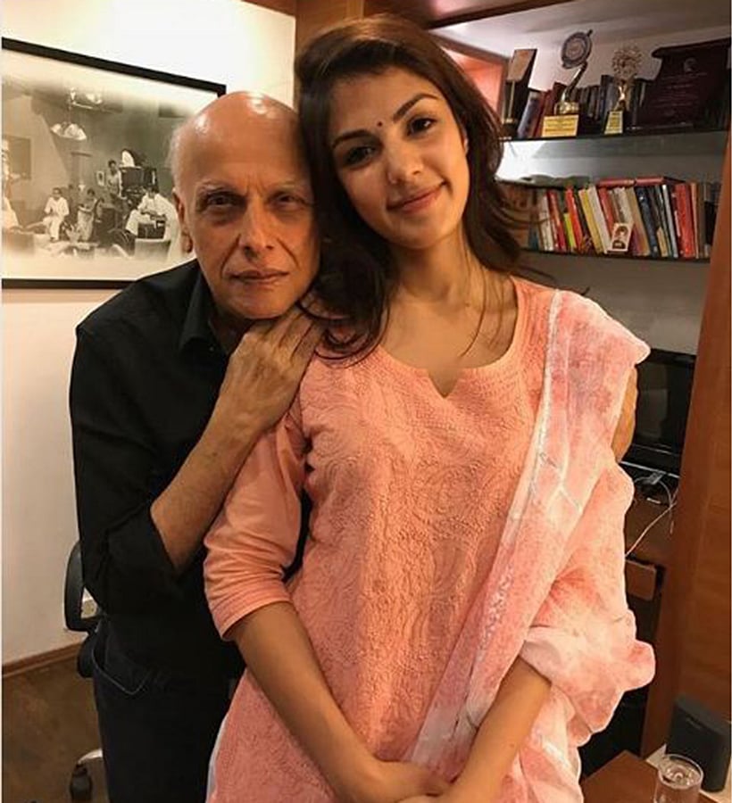 মহেশ ভাট ও রিয়া চক্রবর্তী