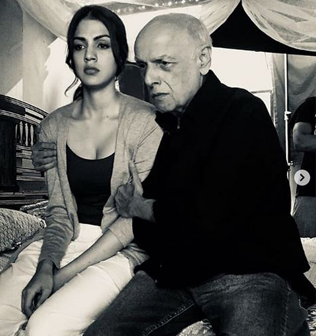 মহেশ ভাট ও রিয়া চক্রবর্তী