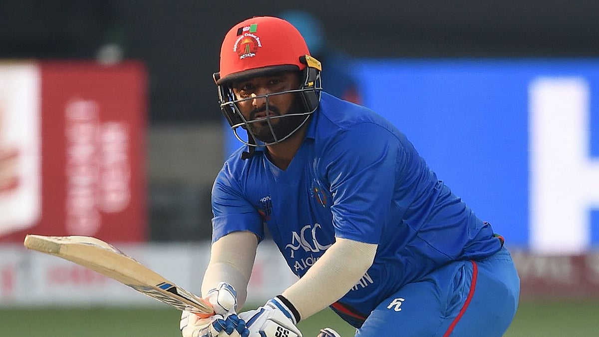 ‘টাই’ খুশি করতে পারেনি মোহাম্মদ শেহজাদকে। ছবি: এএফপি