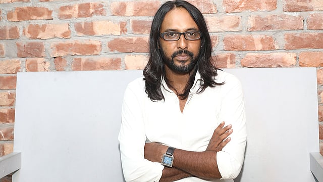 বাকার বকুল