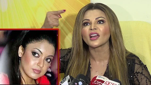 সংবাদ সম্মেলনে রাখী সাওয়ান্ত, ইনসেটে তনুশ্রী দত্ত