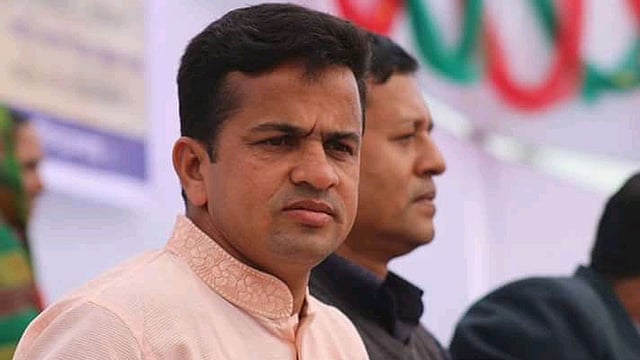 শিক্ষক মোহাম্মদ আনোয়ার। ছবি: লেখক