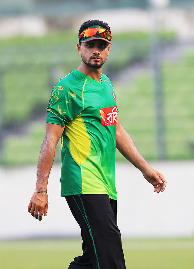 শুভ জন্মদিন মাশরাফি। ফাইল ছবি