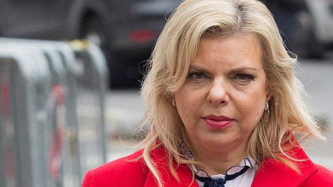 সারা নেতানিয়াহু রাষ্ট্রীয় কোষাগারের অর্থের অপব্যবহারের অভিযোগ অস্বীকার করেছেন। ছবি: এএফপি