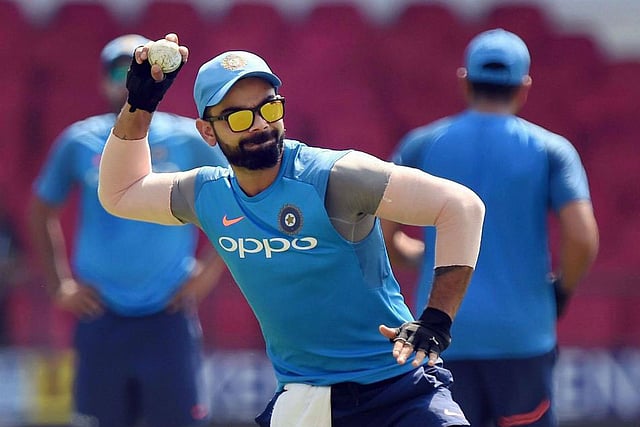 বিরাট কোহলির ফিটনেস তরুণ ক্রিকেটারদের জন্য আদর্শ। ছবি: টুইটার