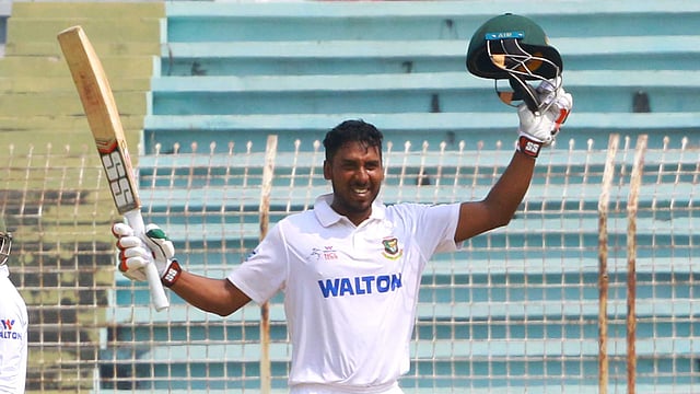 সেঞ্চুরির পর মিজান। সৌজন্য ছবি