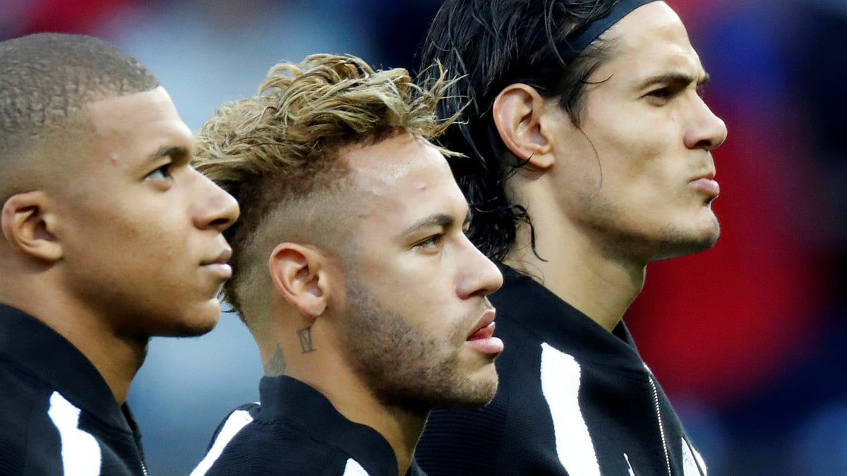 নেইমার-এমবাপ্পের রসায়নে মিশছেন না কাভানি। ছবি: রয়টার্স