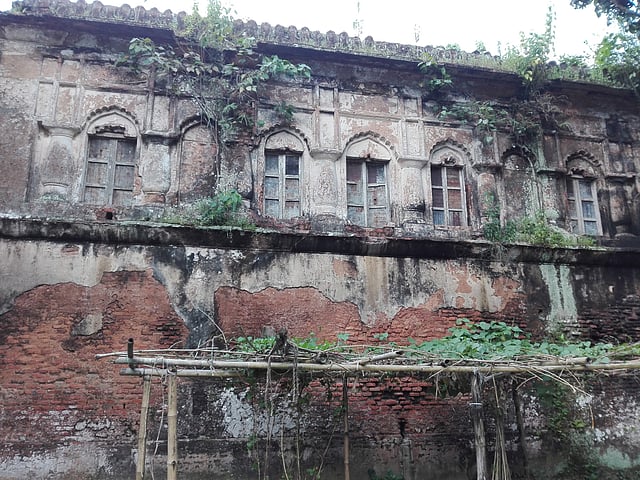 স্থানীয় জমিদার নীলকণ্ঠের বাড়ি। পাতোয়াইর গ্রাম, কিশোরগঞ্জ।