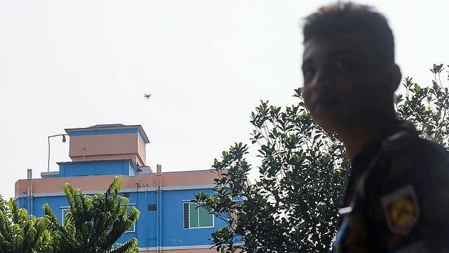গাঙপাড় এলাকার এই বাড়িতেই অবস্থান নিয়েছিলেন সন্দেহভাজন দুই নারী।