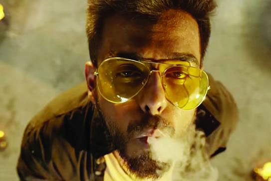 ‘দহন’ ছবির দৃশ্যে সিয়াম, ছবি-সংগৃহীত