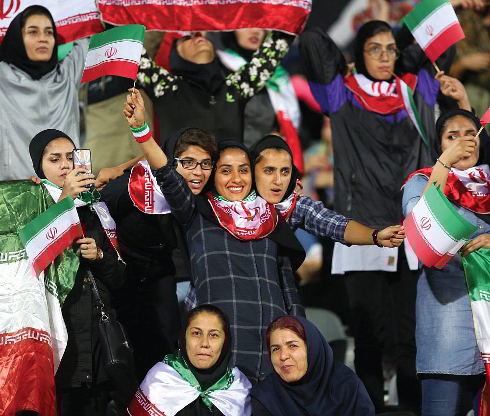 ৩৭ বছর পর এমন কিছু দেখা গেল ইরানের কোনো স্টেডিয়ামে। ছবি:এএফসি
