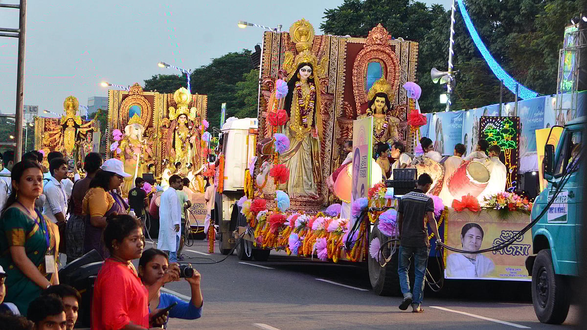 দুর্গা কার্নিভ্যাল, কলকাতা, ভারত। প্রথম আলো ফাইল ছবি