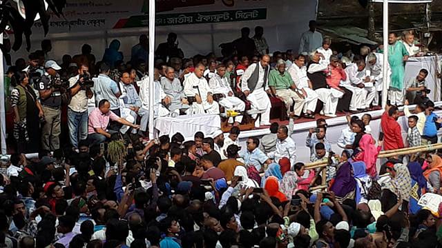 সিলেটে ঐক্যফ্রন্টের প্রথম সমাবেশে নেতারা। প্রথম আলোর ফাইল ছবি