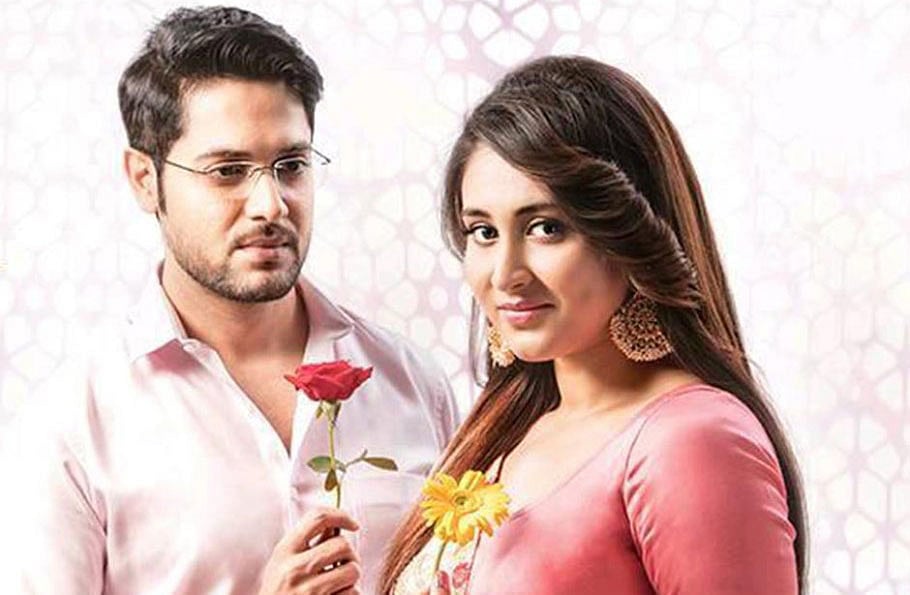 ‘ফাগুন বউ’ সিরিয়ালে বিক্রম চট্টোপাধ্যায় ও ঐন্দ্রিলা সেন