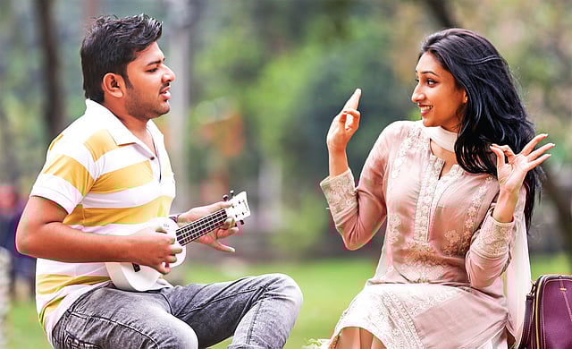 যার যা ভালো তা মন খুলে বলে দিন। প্রশংসা করতে কার্পণ্য করবেন না। মডেল: অপূর্ব ও খুশবু। ছবি : কবির হোসেন