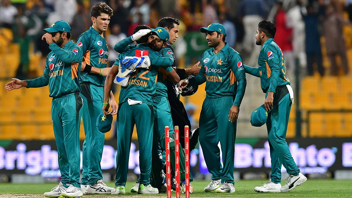 টি-টোয়েন্টি মানেই যেন পাকিস্তানের জয় নিয়ে মাঠ ছাড়া। ছবি: এএফপি