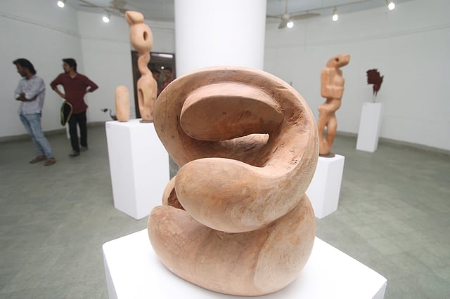 উৎপল ভৌমিকের কাঠের ‘কম্পোজিশন’