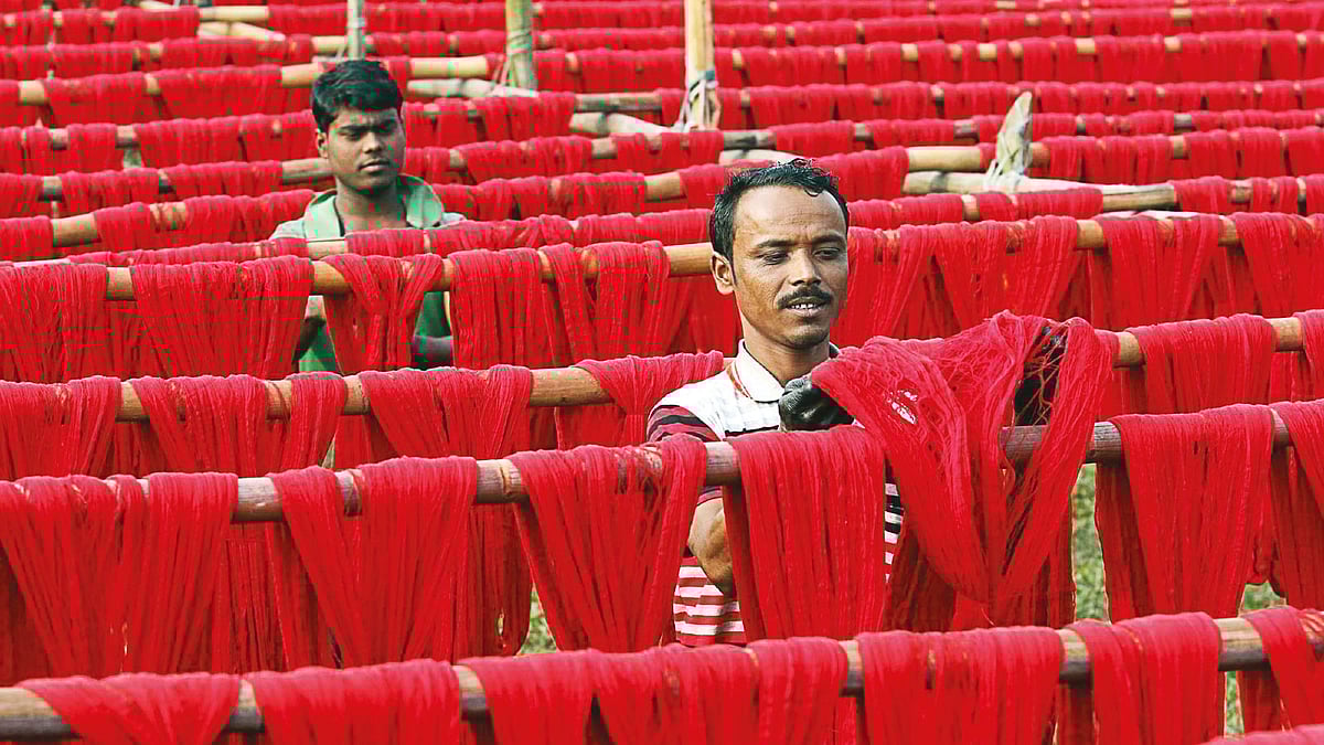 এদেশের মানুেষর শ্রমে আর স্বেদে বাংলাদেশ আজ বিশ্বসভায় উন্নয়নের আদর্শ হিসেবে স্বীকৃত