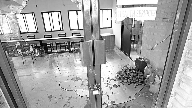 প্রতিহিংসার শিকার জাফরুল্লাহ চৌধুরীর সাভারের গণস্বাস্থ্য কেন্দ্র