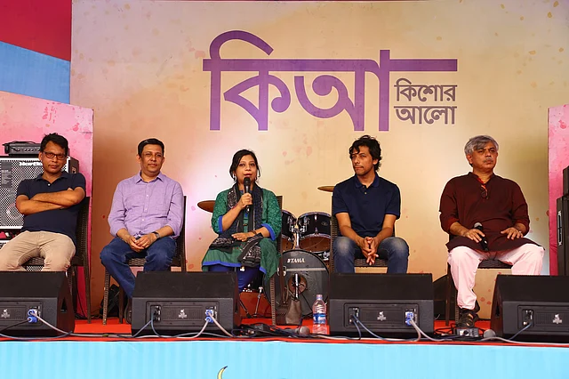 কিশোর আলোর নিয়মিত পাঁচ লেখক (বাম থেকে) - শিবব্রত বর্মন, রোমেন রায়হান, তানজিনা হোসেন, আদনান মুকিত এবং আনিসুল হক