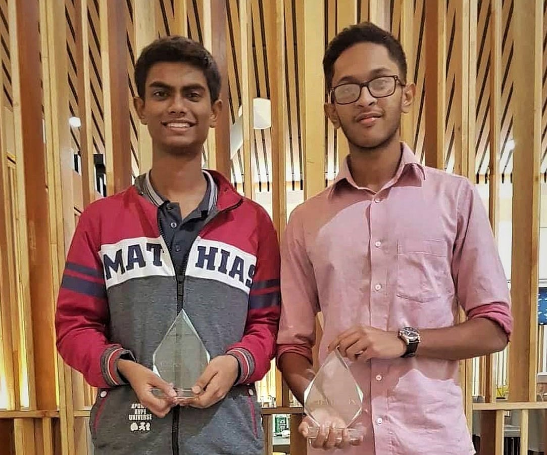 আল ওয়াসী মো. ফাহিমউদ্দৌলা ও দেবজ্যোতি বিশ্বাস। ছবি: সংগৃহীত