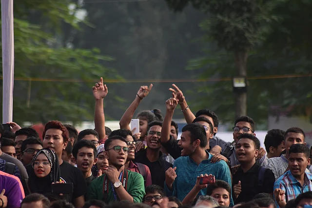 . . .এবং বাঁধভাঙা উল্লাস